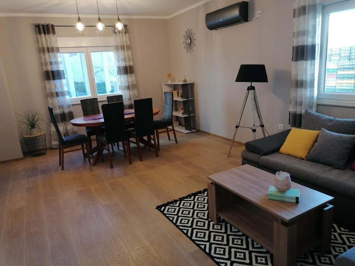 Apartman Nina Kali Exteriör bild