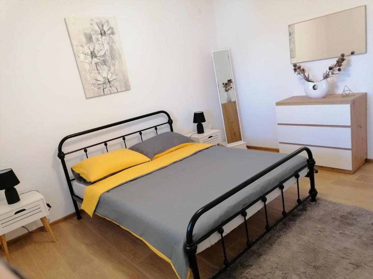 Apartman Nina Kali Exteriör bild