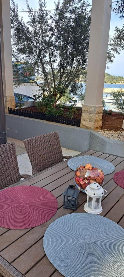 Apartman Nina Kali Exteriör bild