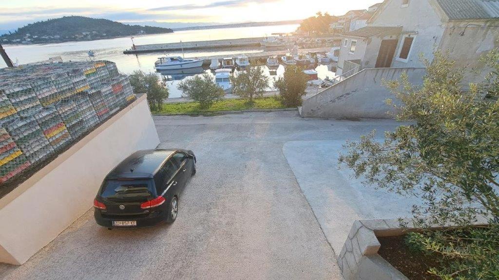 Apartman Nina Kali Exteriör bild